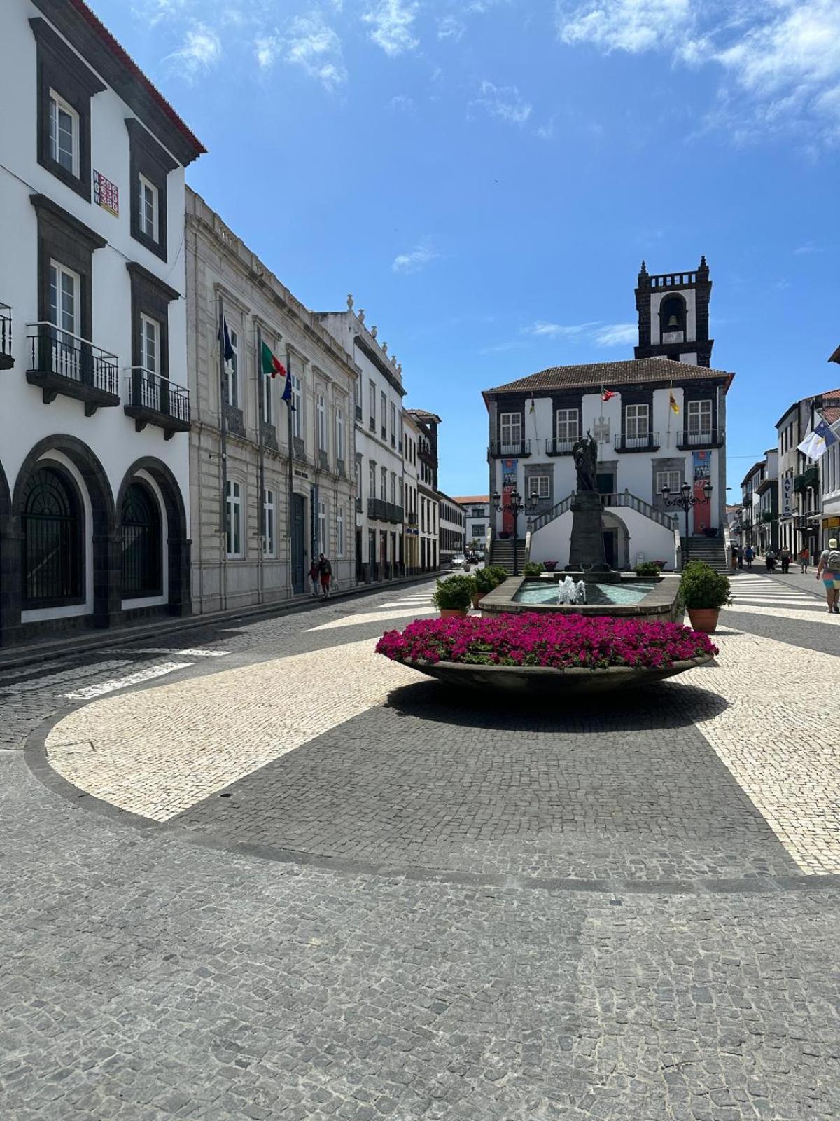 Azor International Hostel Ponta Delgada Zewnętrze zdjęcie